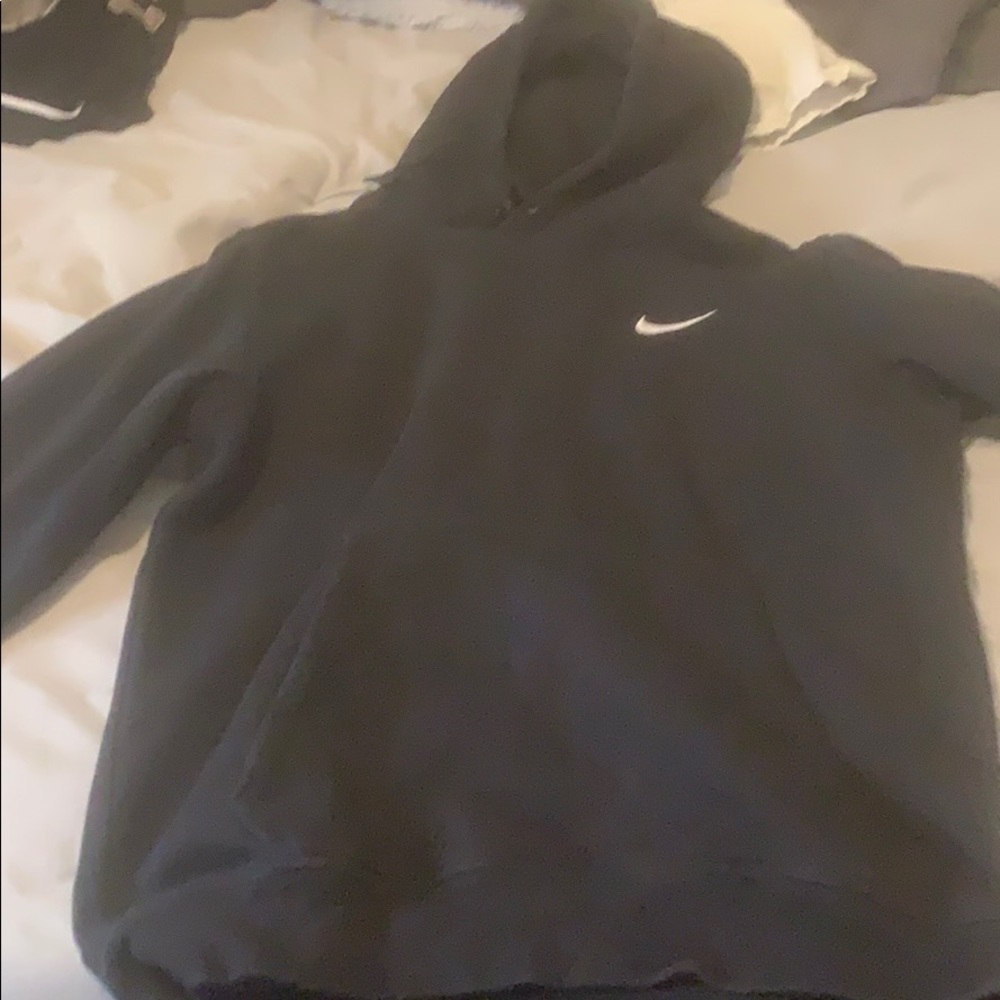 Black nike hoodie